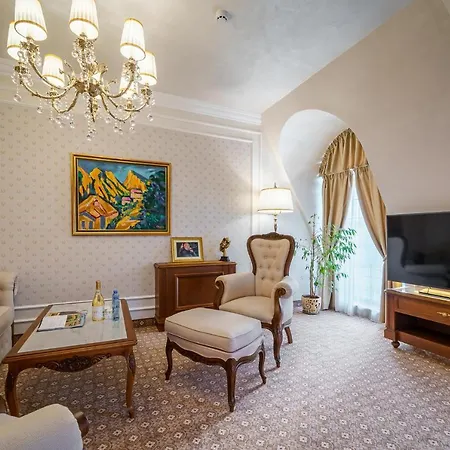 Garden - Certificate Of Excellence 10 Five-stars For 2024 Awarded By Htif فندق بلوفديف