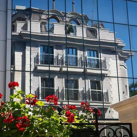 فندق Garden - Certificate Of Excellence 10 Five-stars For 2024 Awarded By Htif 5*