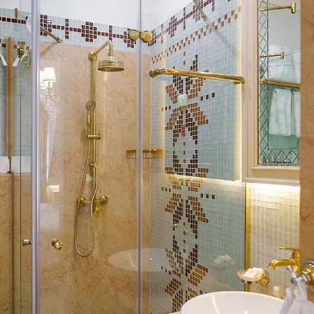 Garden - Certificate Of Excellence 10 Five-stars For 2024 Awarded By Htif 5* Plovdiv