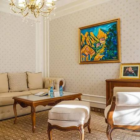 Garden - Certificate Of Excellence 10 Five-stars For 2024 Awarded By Htif Hotel Plovdiv