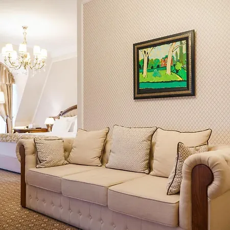 Garden: Excellence-awarded Five-star Urban Retreat