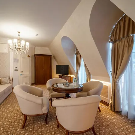 Garden - Certificate Of Excellence 10 Five-stars For 2024 Awarded By Htif 5*