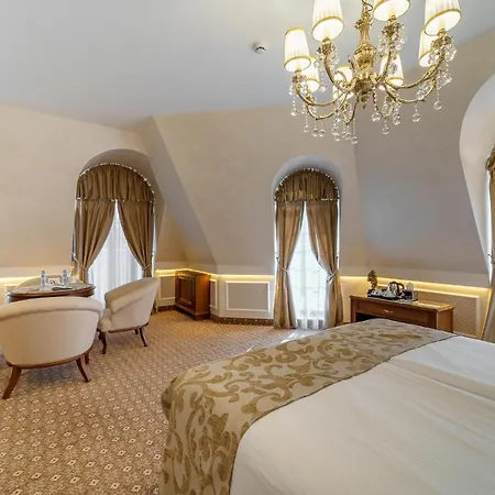 Garden - Certificate Of Excellence 10 Five-stars For 2024 Awarded By Htif