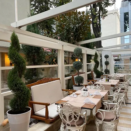 Garden - Certificate Of Excellence 10 Five-stars For 2024 Awarded By Htif 5* Plovdiv