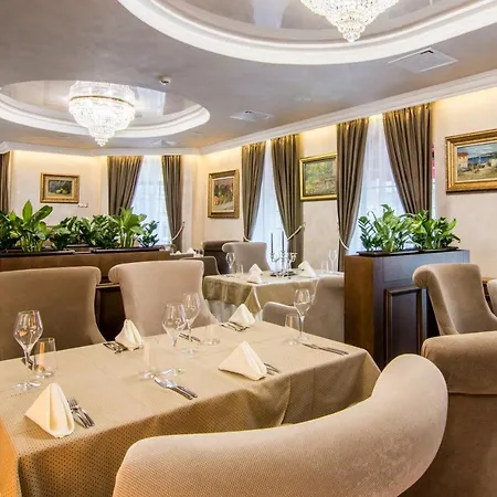 Garden - Certificate Of Excellence 10 Five-stars For 2024 Awarded By Htif Hotel 5*