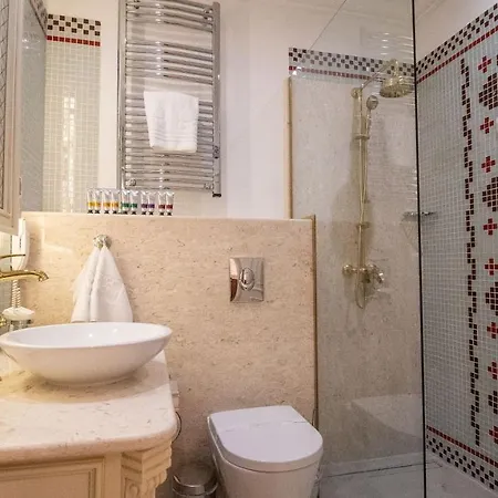 Garden: Excellence-awarded Five-star Urban Retreat Hotel 5*